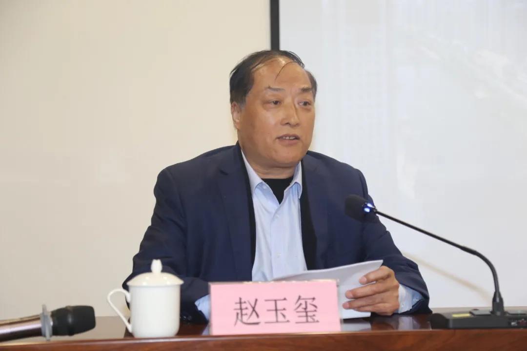 臨沂商城管委會(huì)開(kāi)展“智享商城”第三期 --《商通五洲 物流天下》專(zhuān)題講座